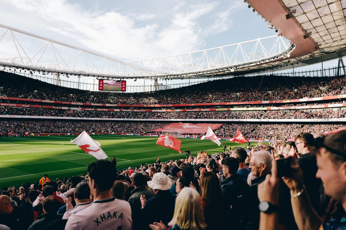 Akustyka stadionu jako dwunasty zawodnik. Jak architektura buduje ryk trybun