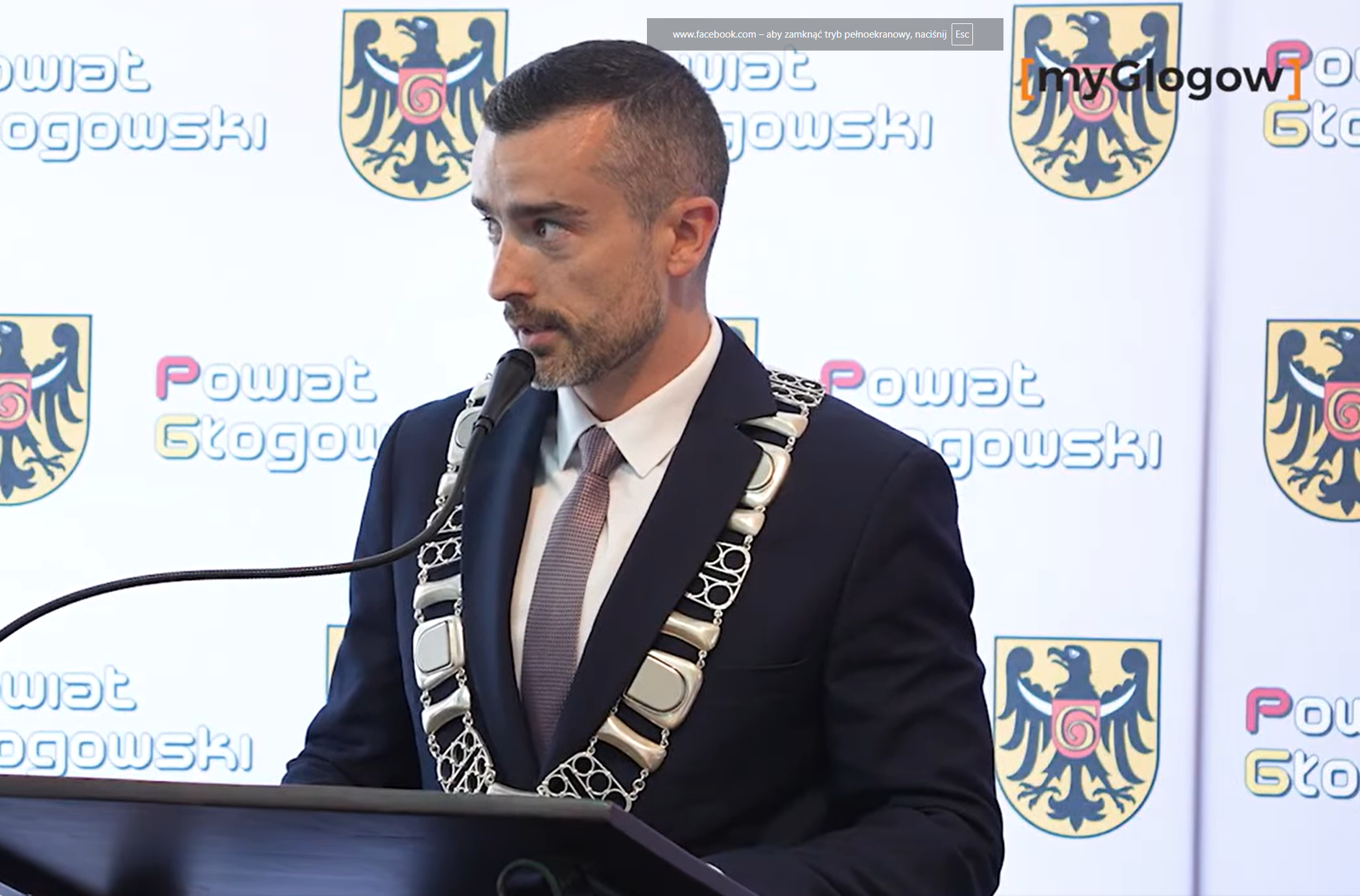 PODWYŻKI DLA URZĘDNIKÓW o 15%, A DLA MIESZKAŃCÓW DROŻYZNA I PODATKI