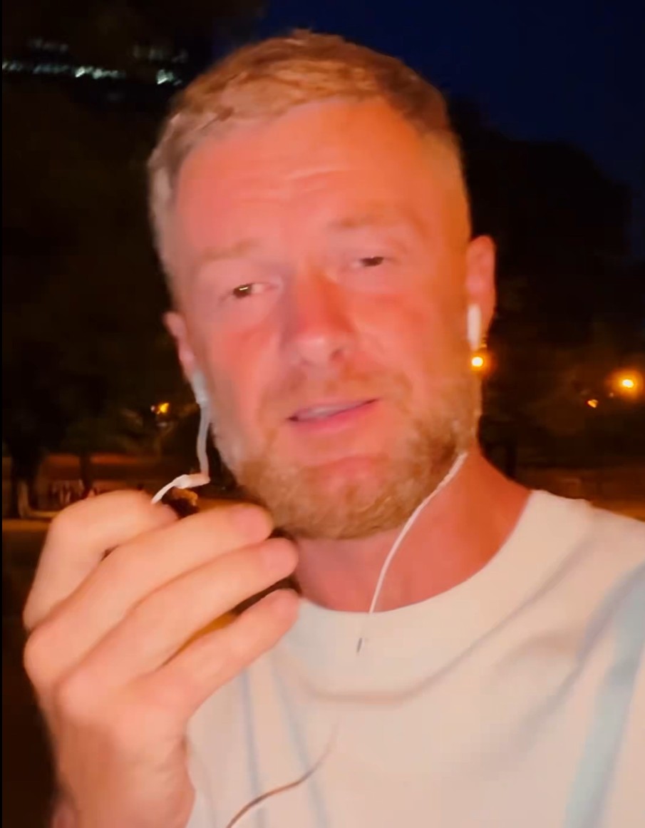 Niemiecki YouTuber w ciężkim szoku. Zobaczył polski park po 22:00 i się rozmarzył.