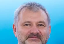 Pijany kierowca na A1 opuścił areszt bez zarzutów – skandal w Prokuraturze Rejonowej w Lublińcu i reakcja Waldemara Żurka Pijany kierowca na A1 opuścił areszt bez zarzutów – skandal w Prokuraturze Rejonowej w Lublińcu i reakcja Waldemara Żurka