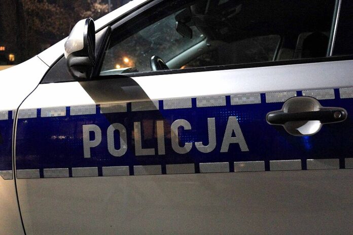 Tragiczny wypadek w Parzeniu-Janówku niedaleko Płocka: 18-latek śmiertelnie potrącił rowerzystkę