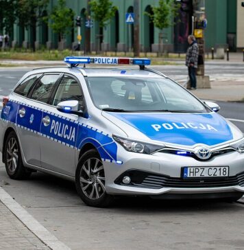 Brutalny atak w centrum Warszawy pod Złotymi Tarasami z czerwca - Sprawa w toku - Podejrzenie internetowego wyzwania i motywy sprawcy