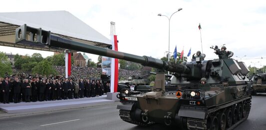 Wielka defilada w Warszawie: Zamknięta Wisłostrada i mosty Wielka defilada w Warszawie: Zamknięta Wisłostrada i mosty