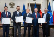 Wspólna lista koalicji rządzącej podzieliła Polaków – Mamy najnowszy sondaż Wspólna lista koalicji rządzącej podzieliła Polaków - Mamy najnowszy sondaż