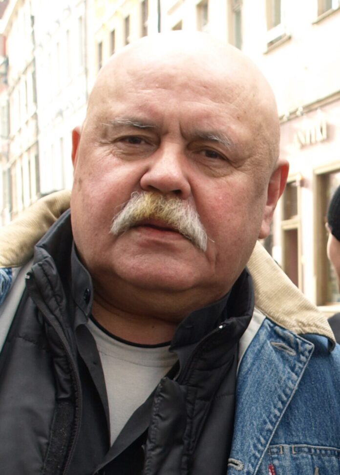Nie żyje Stanisław Szelc – Odszedł legendarny satyryk i artysta kabaretowy Nie żyje Stanisław Szelc – Odszedł legendarny satyryk i artysta kabaretowy