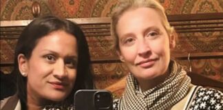 Kim jest Alice Weidel, liderka AfD? na zdjęciu z Sarah Bossard swoją partnerką życiową oto Alice Weidel AfD
