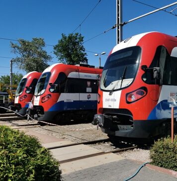 Zderzenie samochodu z pociągiem WKD w Grodzisku Mazowieckim