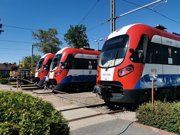 Zderzenie samochodu z pociągiem WKD w Grodzisku Mazowieckim