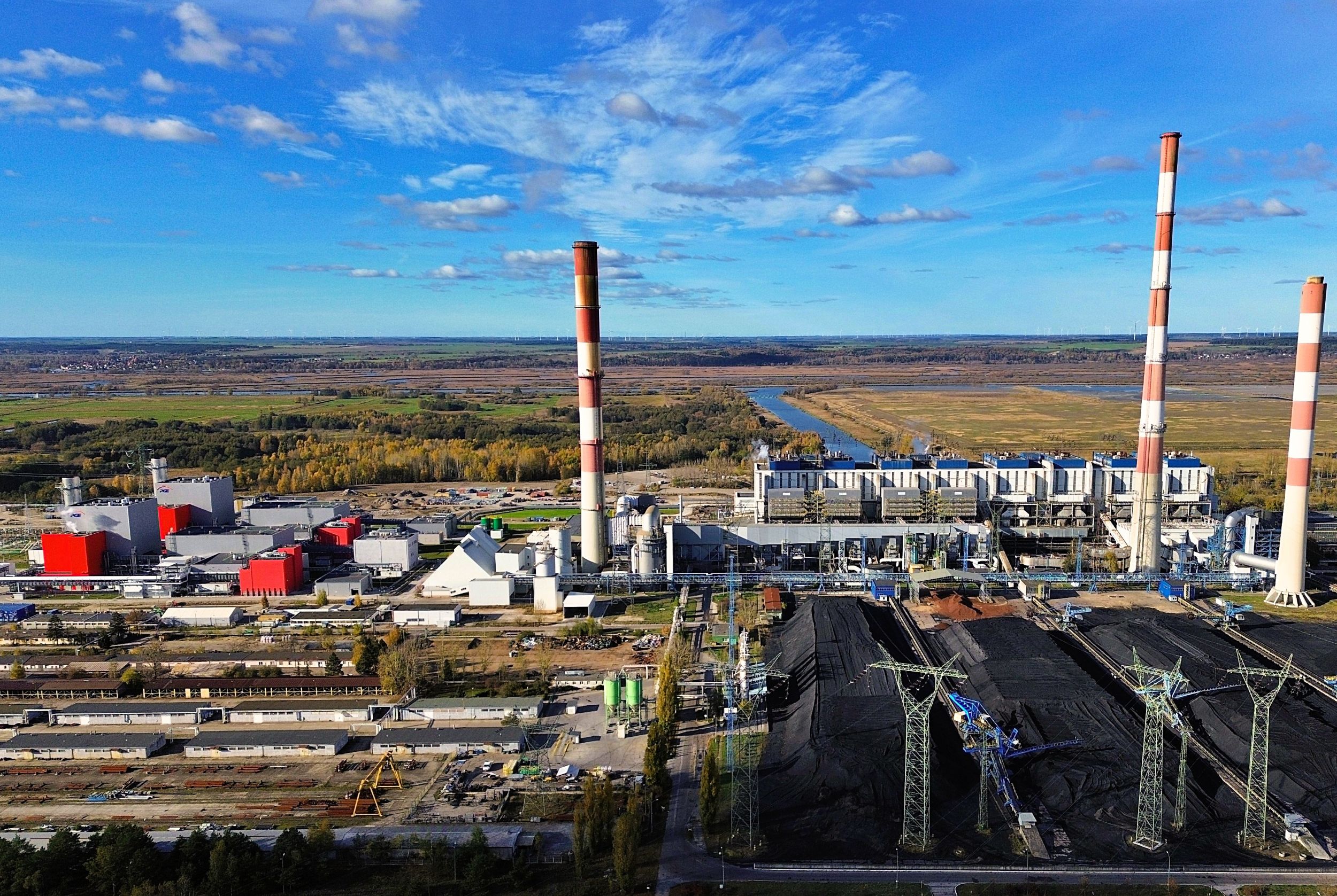 Elektrownia Dolna Odra wyłączana po cichu! Zima tuż-tuż, a rząd funduje nam potężny deficyt prądu!