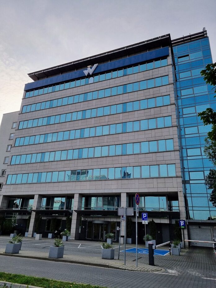 Proces w sprawie Collegium Humanum odroczony do grudnia